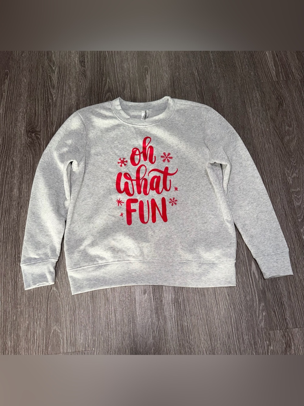 Oh What Fun Vintage Christmas Holiday Gray crewneck sweatshirt size Medium